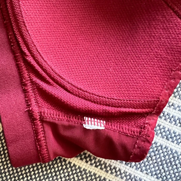 Victoria Secret Sports Bra - Picture 6 of 6